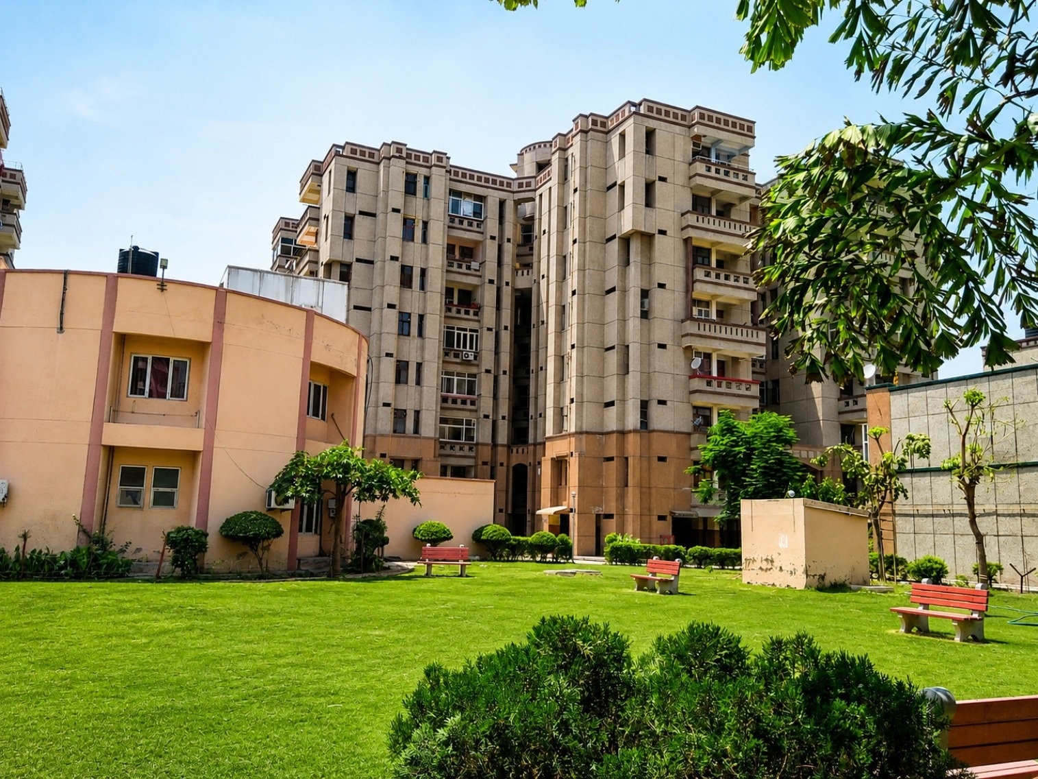 KW Engineers Park residential towers in Omega 1, Greater Noida — delivered 2004