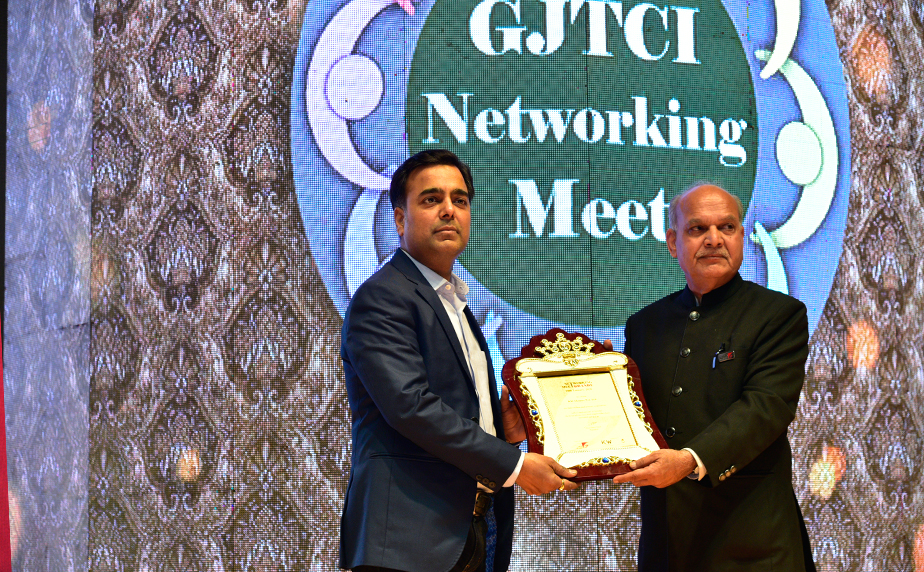 KW Group Honored by “Top Jewelers Meet, Gujarat” 